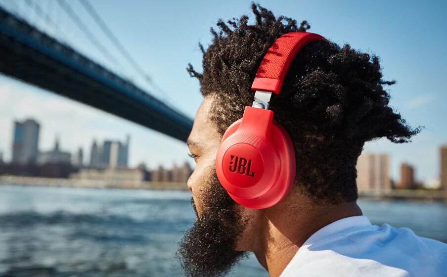 JBL E55BT Wireless over-ear headphones JBL E55BT Wireless over-ear headphones