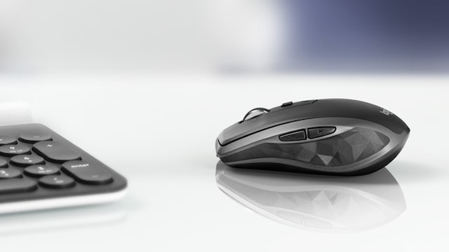 Logitech MX Anywhere 2S Logitech MX Anywhere 2S