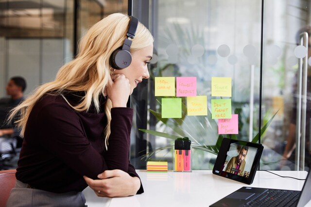 Lenovo ThinkSmart View Lenovo ThinkSmart View