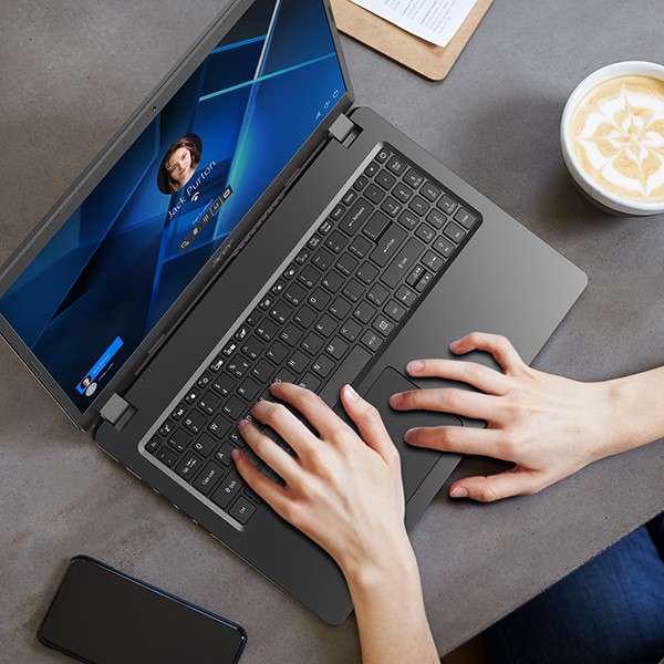 Acer Extensa 15 EX215-52 15,6" laptop